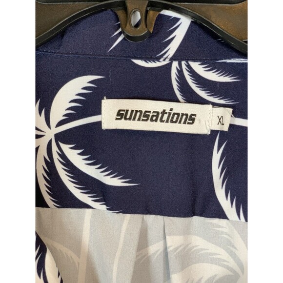 Sunsations Mens Shirt Hawaiian Print Navy Blue/White Florals XL Resort Vacations - Picture 5 of 7